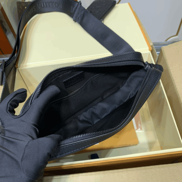 Z4678-55$ LV With box - Image 7