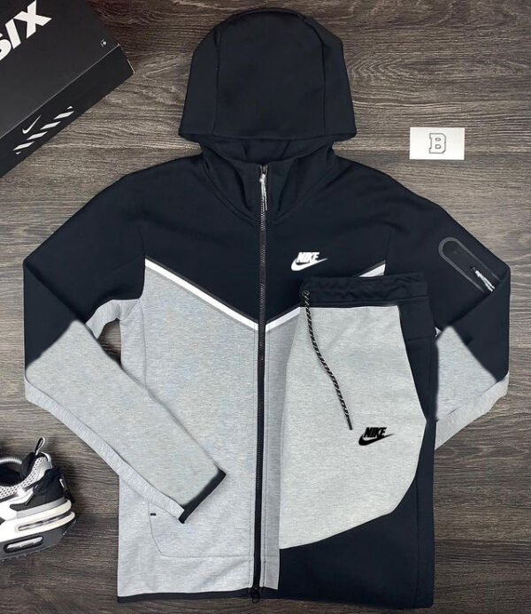 Jam2644 NIKE Clothes 300 45$ XQX - Image 17
