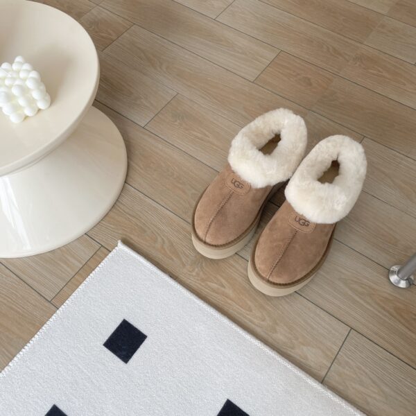 Jes4613 UGG +BOX 5AAAA 48$ 350 UGG - Image 17