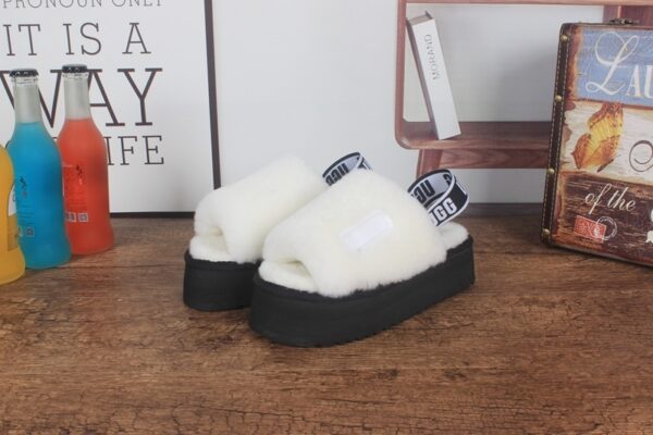 Jes4353 41.3$ UGG - Image 17