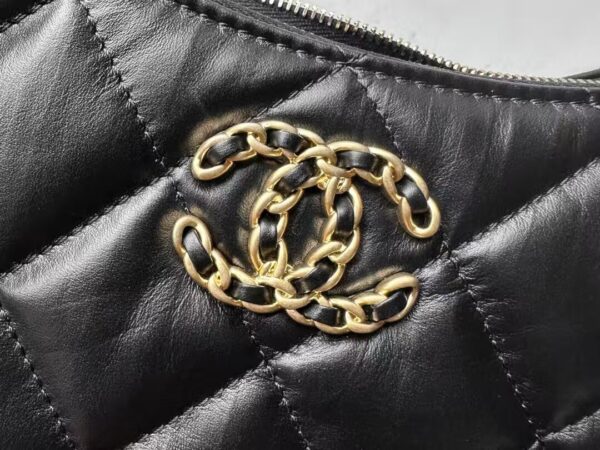 TL2523 CHANEL 59.99$ - Image 2