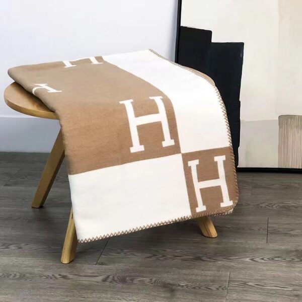 Z4541-55.99$-Hermes size 135CM-170CM Weight 800 grams - Image 10