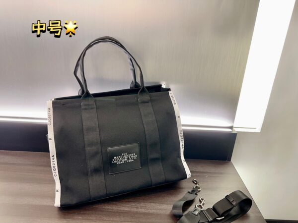 Jam4095   TOTE  56.99$ -GBB - Image 18