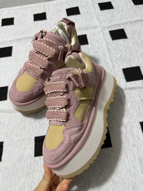 TL2496 UGG 88$ - Image 9