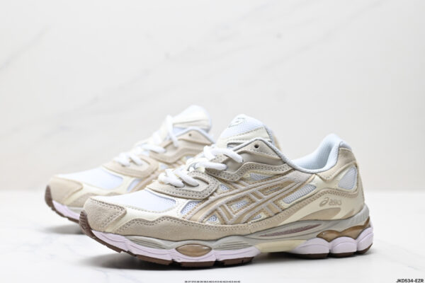 Jam4139   ASICS  58$ - Image 19