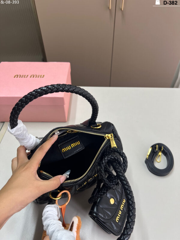 TL2493 MIUMIU 69.99$ BOX - Image 2