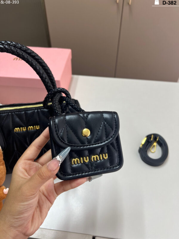 TL2493 MIUMIU 69.99$ BOX - Image 3