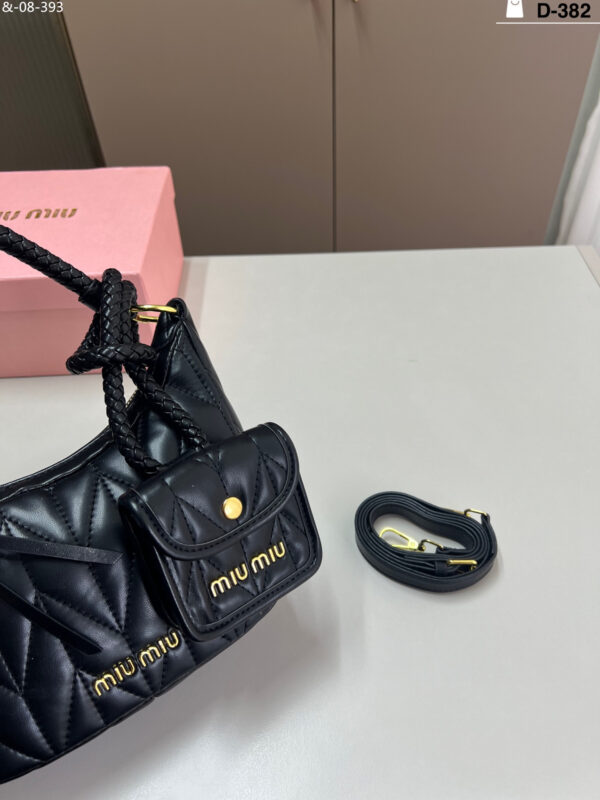 TL2492 MIUMIU 69.99$ BOX - Image 4