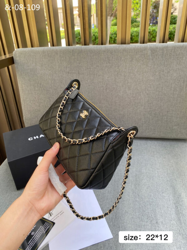 TL2489 CHANEL 66$ BOX - Image 8