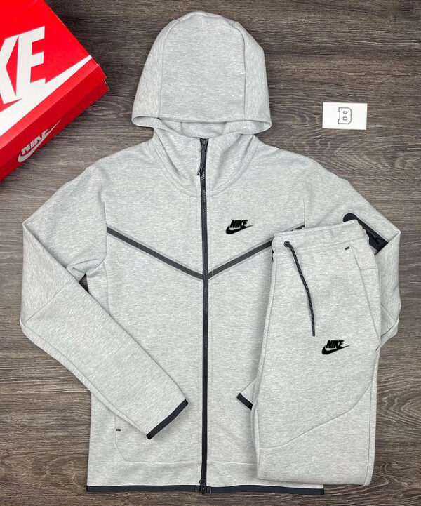 Jam2644 NIKE Clothes 300 45$ XQX - Image 20