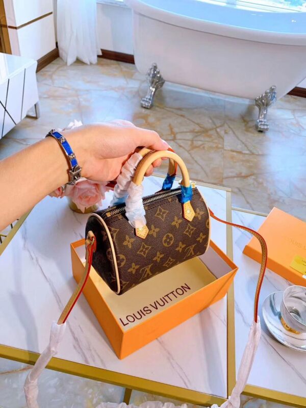 Jam1302 LV pillow bag 335 58$ GBB - Image 20