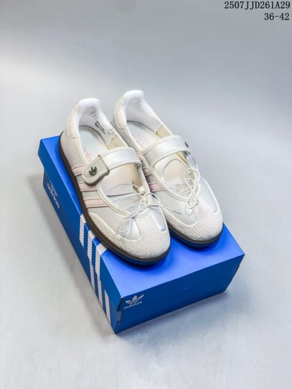 Jam5472 ADIDAS 53.8$ - Image 3
