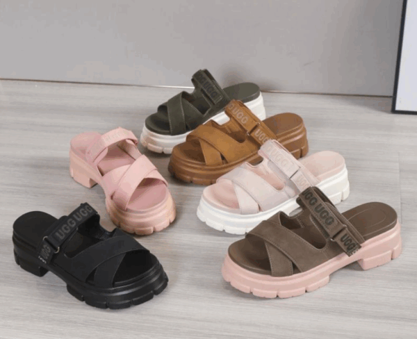 Jam4901 UGG 230 32$ - Image 3