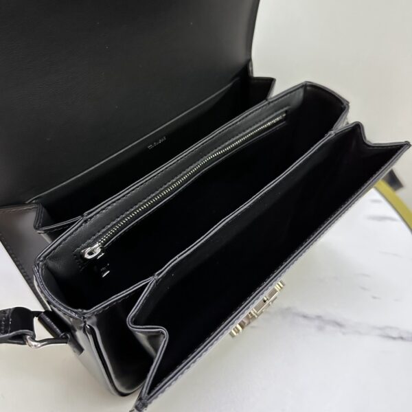 Jam6222 Celine 77$ - Image 3