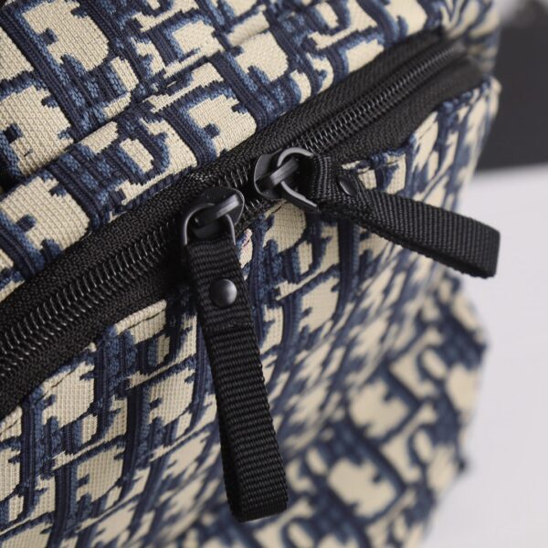 Jam5324  Dior 68$ - Image 3
