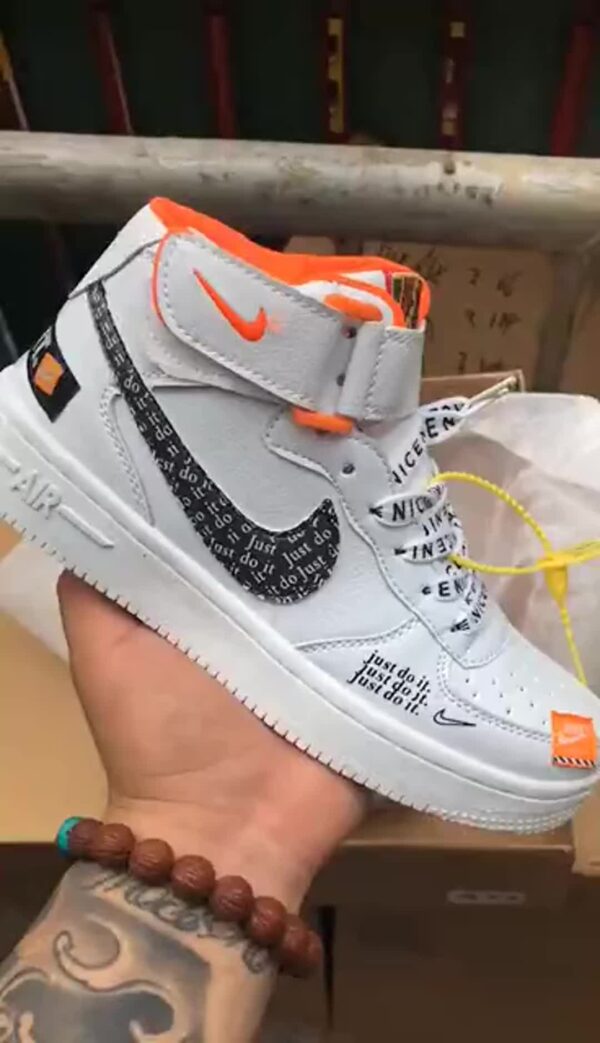 Jam1051 NiKE 3AAA 200 29.99$ ASM - Image 3