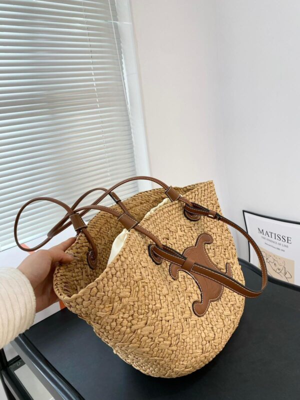 Jam3410 Celine 54.8$ 400 - Image 3