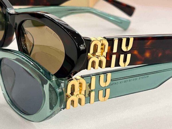 Jam4922 MIU MIU 49.99$ GYJ - Image 3