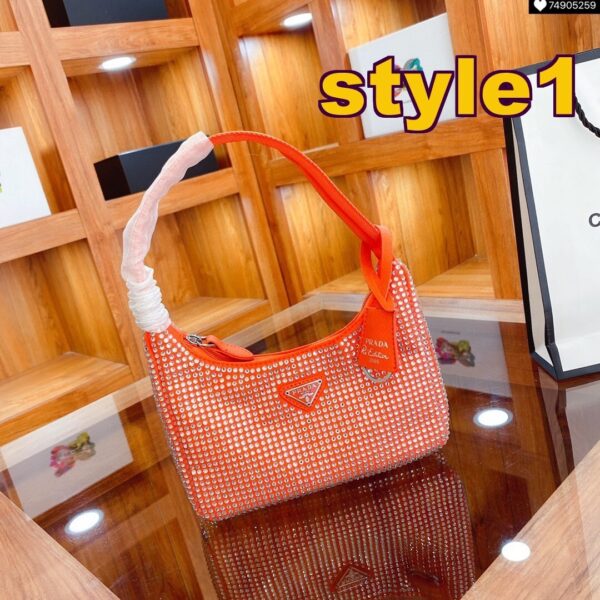Jes3277 37.66$ PRADA - Image 3