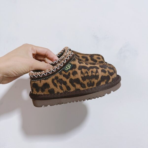 Jam1662  UGG KIDS 32.99$ 240  UG - Image 2