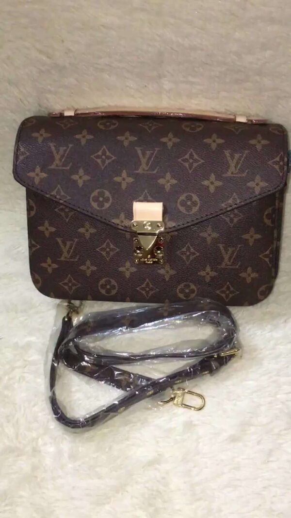 Jes418 A104 LV bag $39.99 1:1 - Image 3
