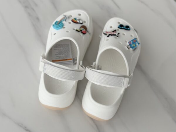 Jam5330 Crocs 49.99$