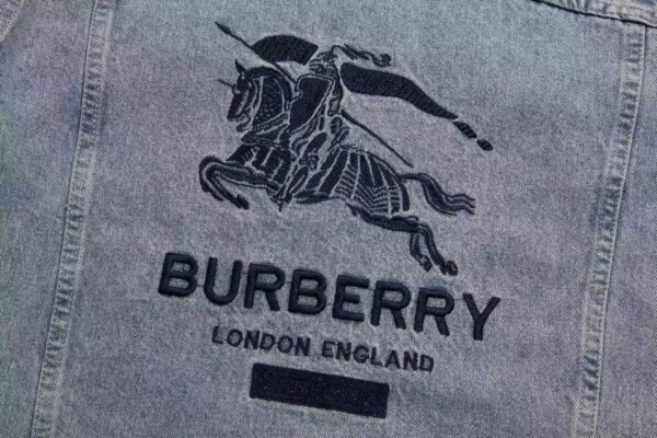 TL2484 BURBERRY 49.99$