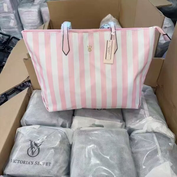 TL2475 Victoria's Secret 41.99$ - Image 3