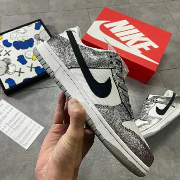 Jes3001 41.44$ NIKE!!! silver skin texture - Image 21