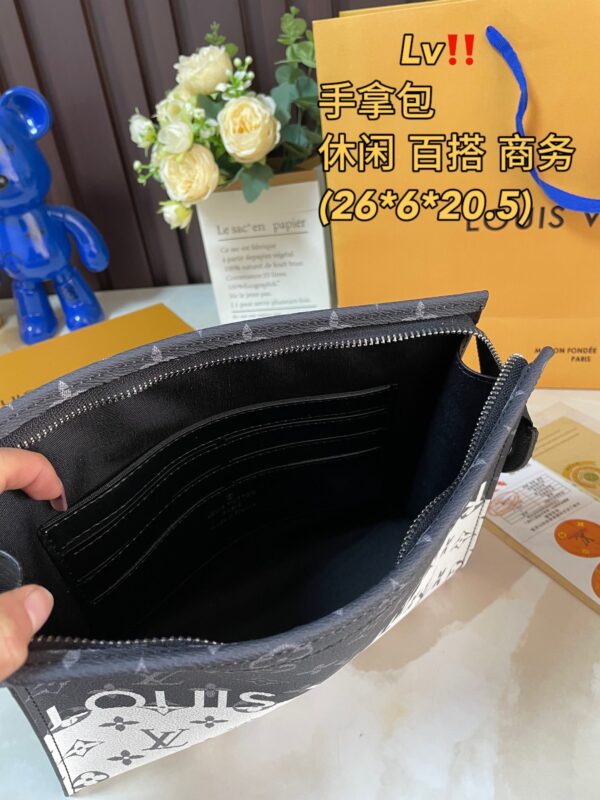 TL2469 LV 44.5$ - Image 2