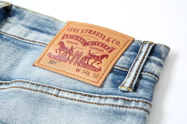 Jam582 Levis 35.9$ 265 NZK - Image 22