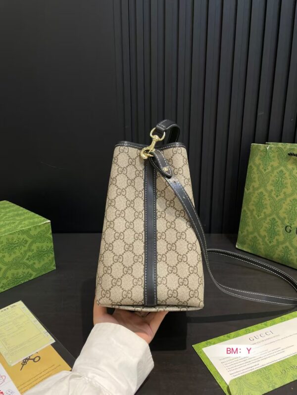 TL2454 GUCCI 69.99$ WITH BOX - Image 6