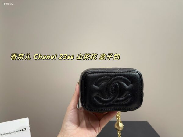 TL2453 CHANEL 59.99$