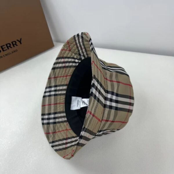 Jam2501 burberry 26.99$ 200 - Image 11