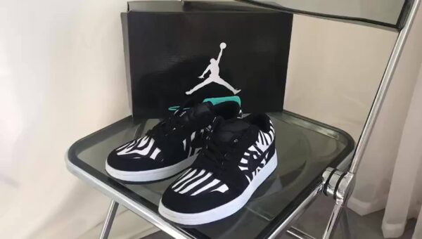 Jes2429 Aj1 low 26.69$-PDDXZ - Image 3