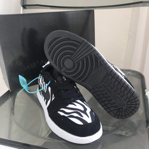 Jes2429 Aj1 low 26.69$-PDDXZ - Image 19