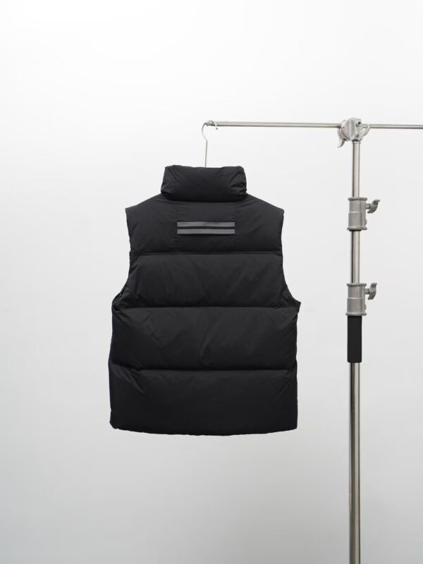 TL2688 CANADA GOOSE 49.99$ - Image 10