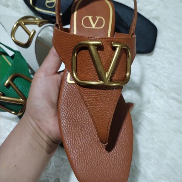 Z3143 VALENTINO 55.99$ - Image 11