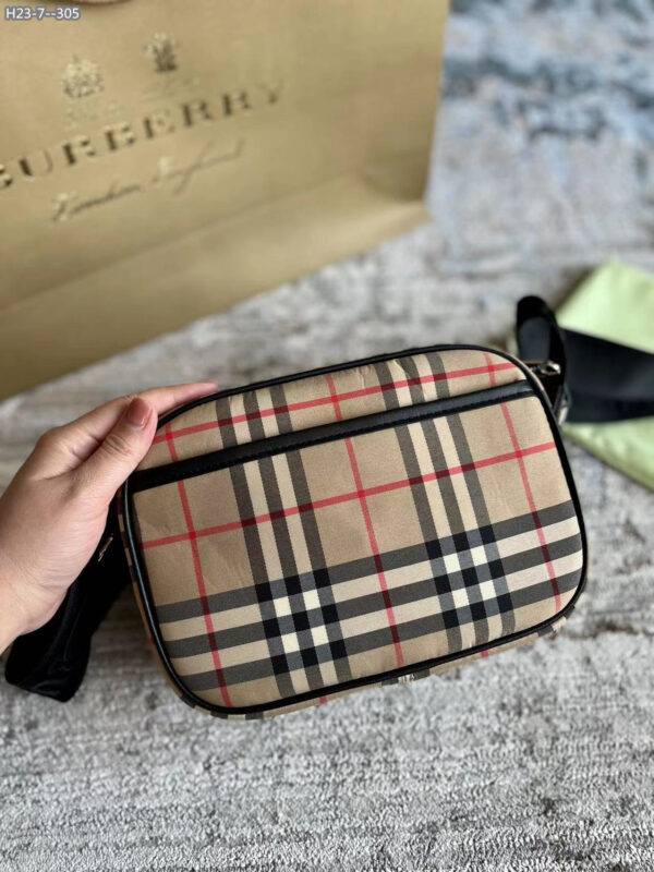 Jam1660 Balenciaga 5A BOX 420 58$ GBB
