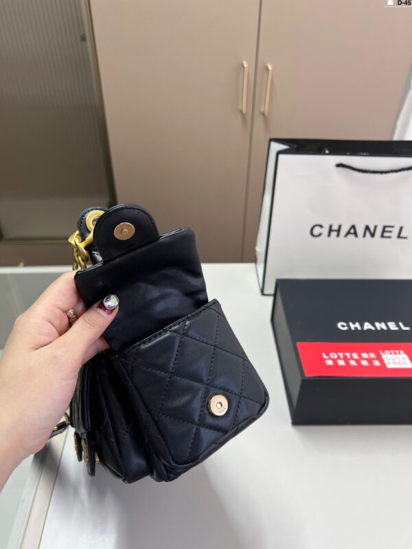 Jam5256  Chanel    79.99$