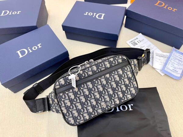 Jam4040   DIOR    67$