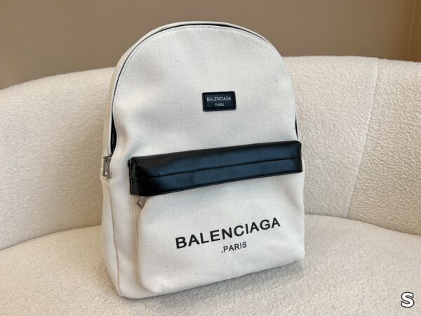 Jam4034  Balenciaga   82$