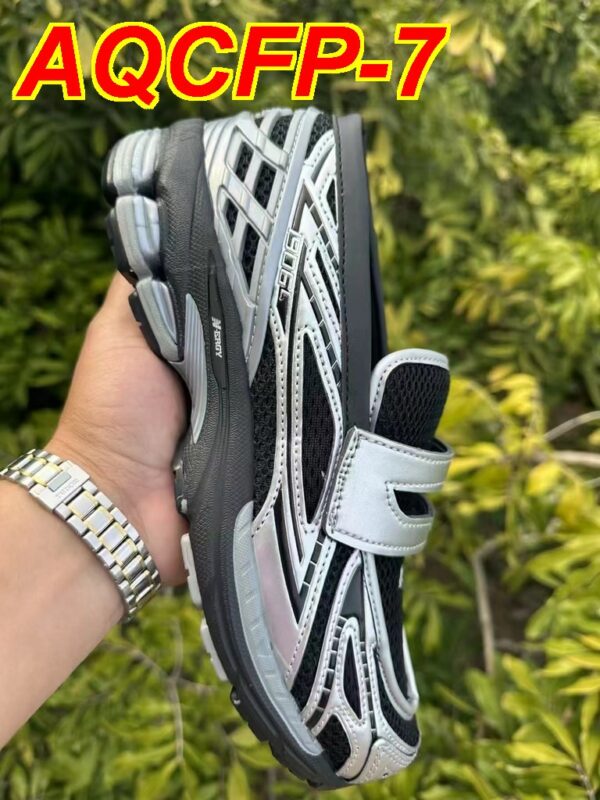 Jam5441  new balance 1906  69$