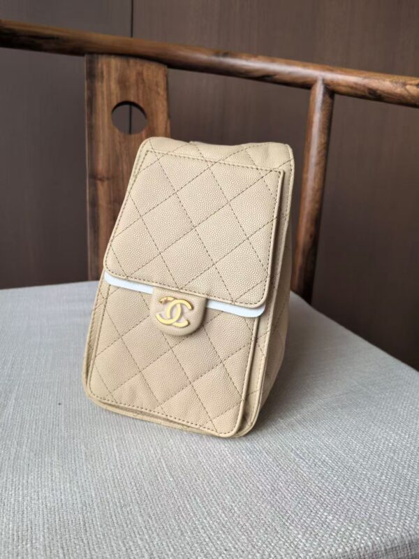 Jam5414  Chanel 76.99$