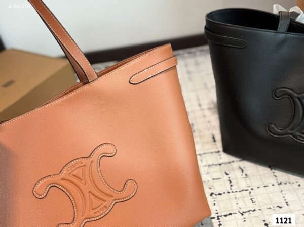 Jam5503 CELINE 58$