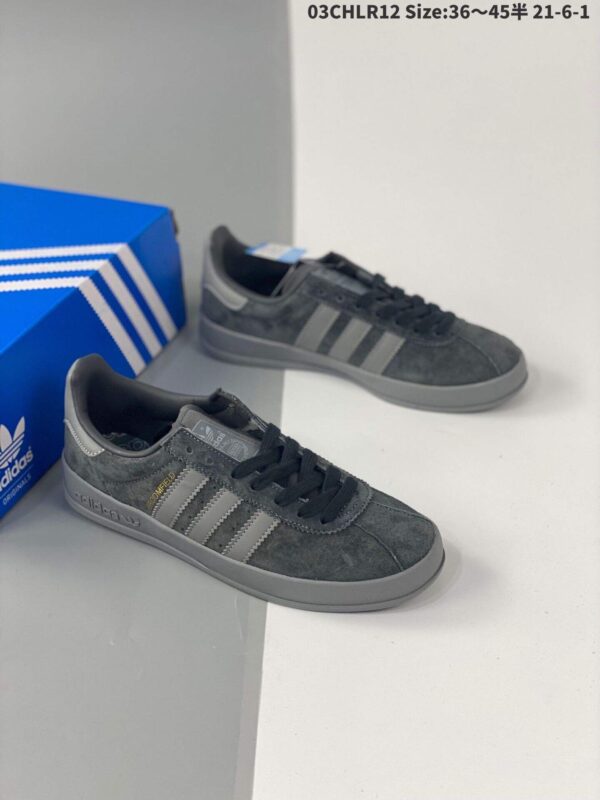 Jam2665 ADIDAS AAAAA 43.5$ 325