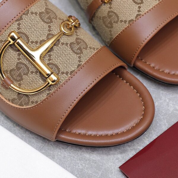 Jam5380  GUCCI  65$