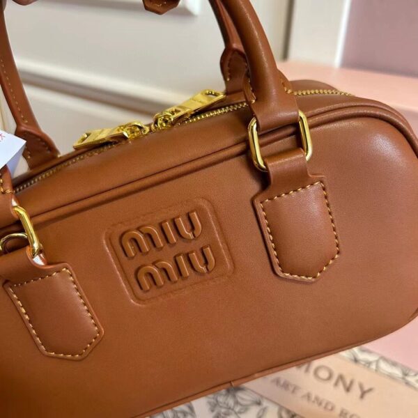 Jam3053 miumiu 59$ GBB
