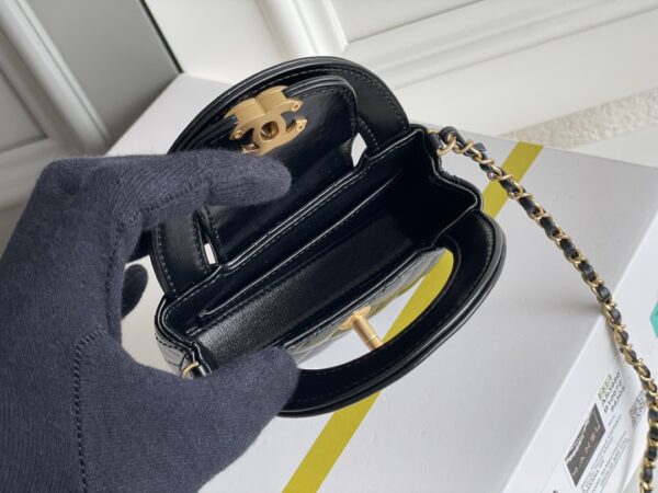 Jam5192 Chanel  74.9$