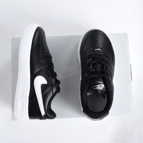 Jes3081 34.3$ KID NIKE